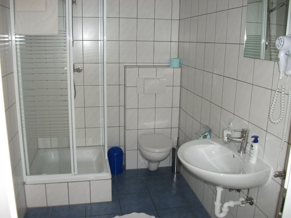 Deutsches Haus Hotel Шпринге Екстериор снимка